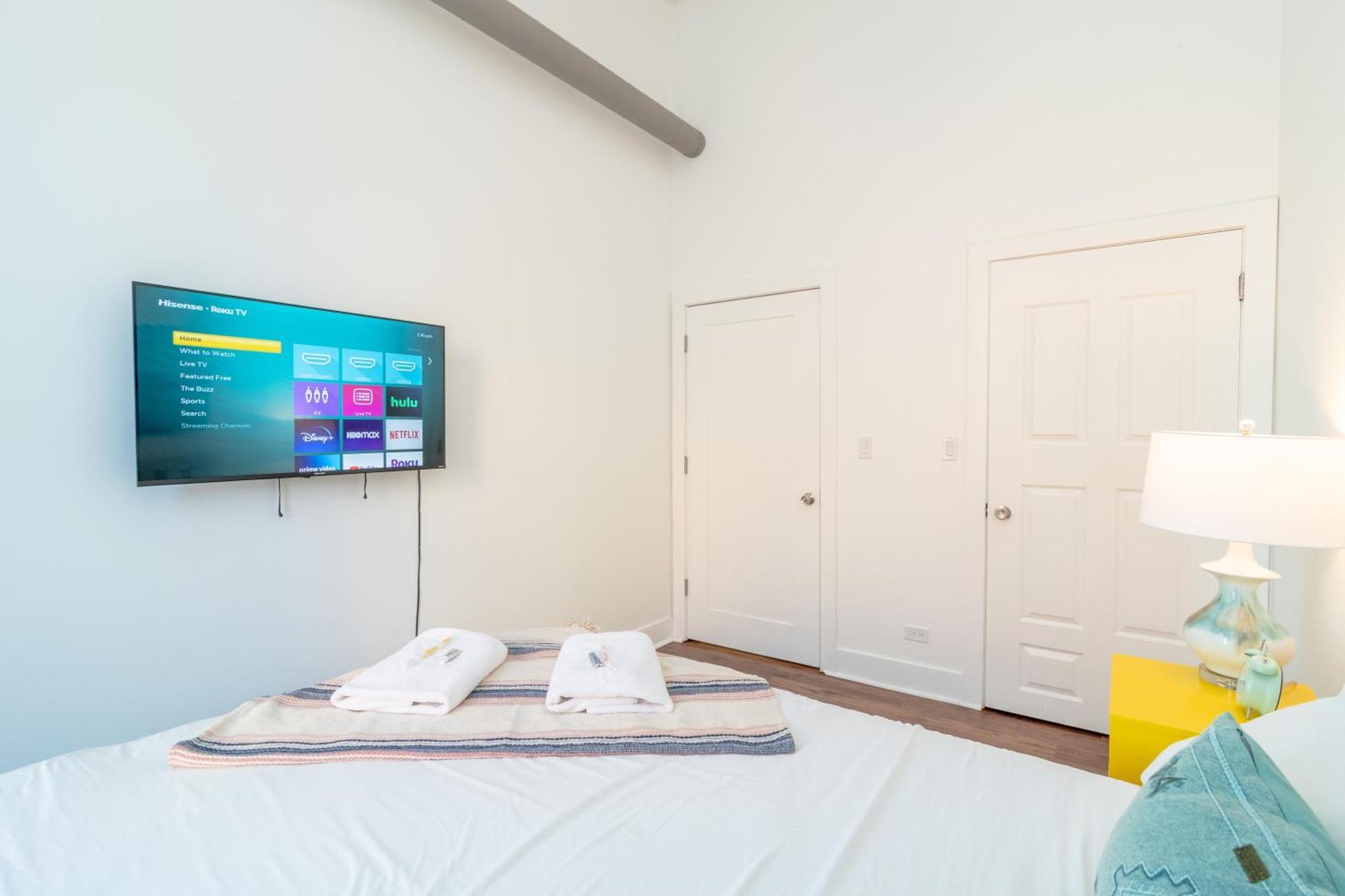 Mccormick Place 3Br-2Ba With Optional Parking - Sleeps 8 Чикаго Екстериор снимка