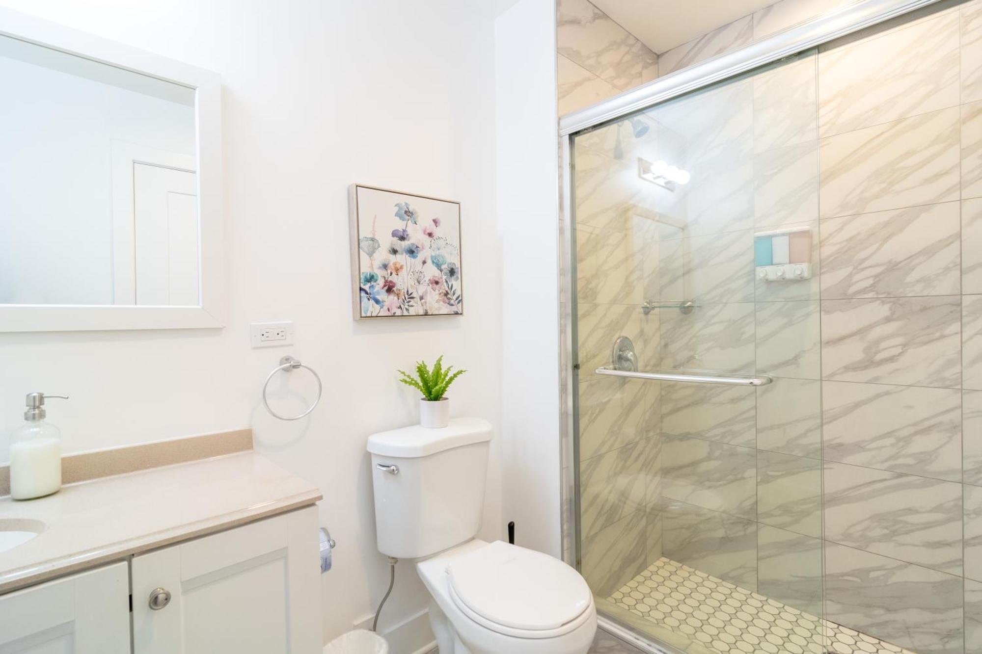 Mccormick Place 3Br-2Ba With Optional Parking - Sleeps 8 Чикаго Екстериор снимка